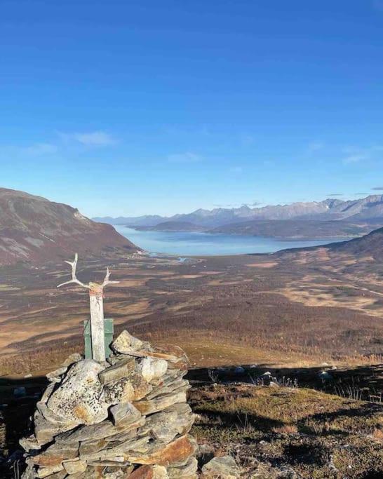 Mountainside Lodge - Breivikeidet ترومسو المظهر الخارجي الصورة